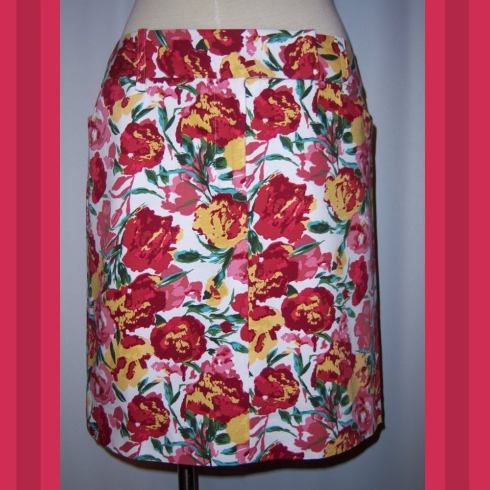 NWT Ann Taylor LOFT Petite Floral Skirt